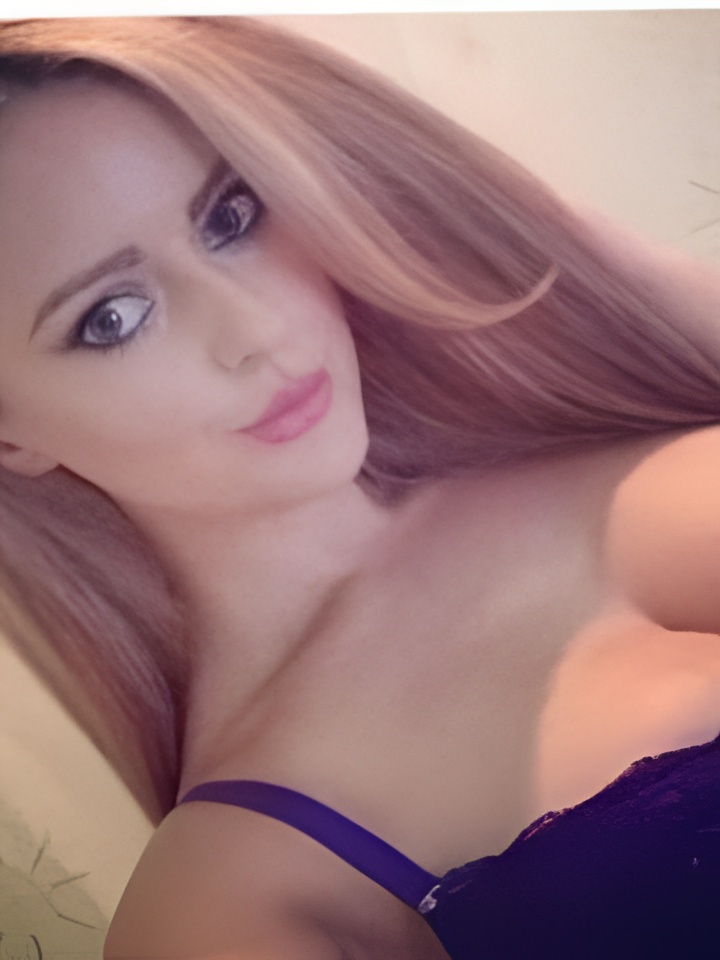 Юля привлекательная девушка из Сургута цена от 10000 руб