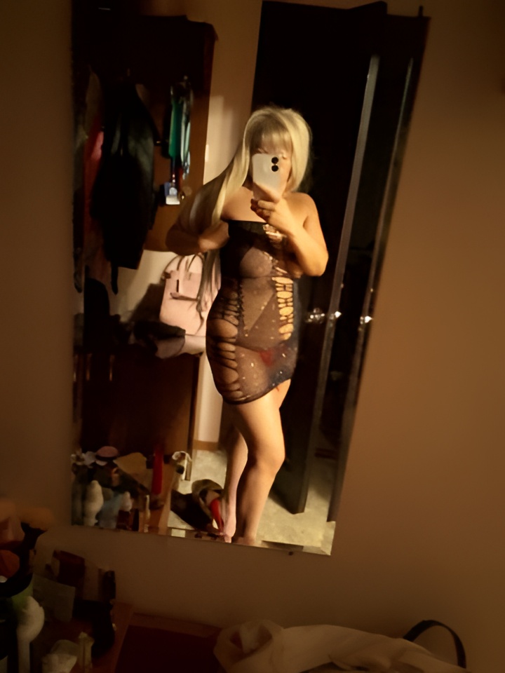 Юнона привлекательная девушка из Сургута цена от 4000 руб