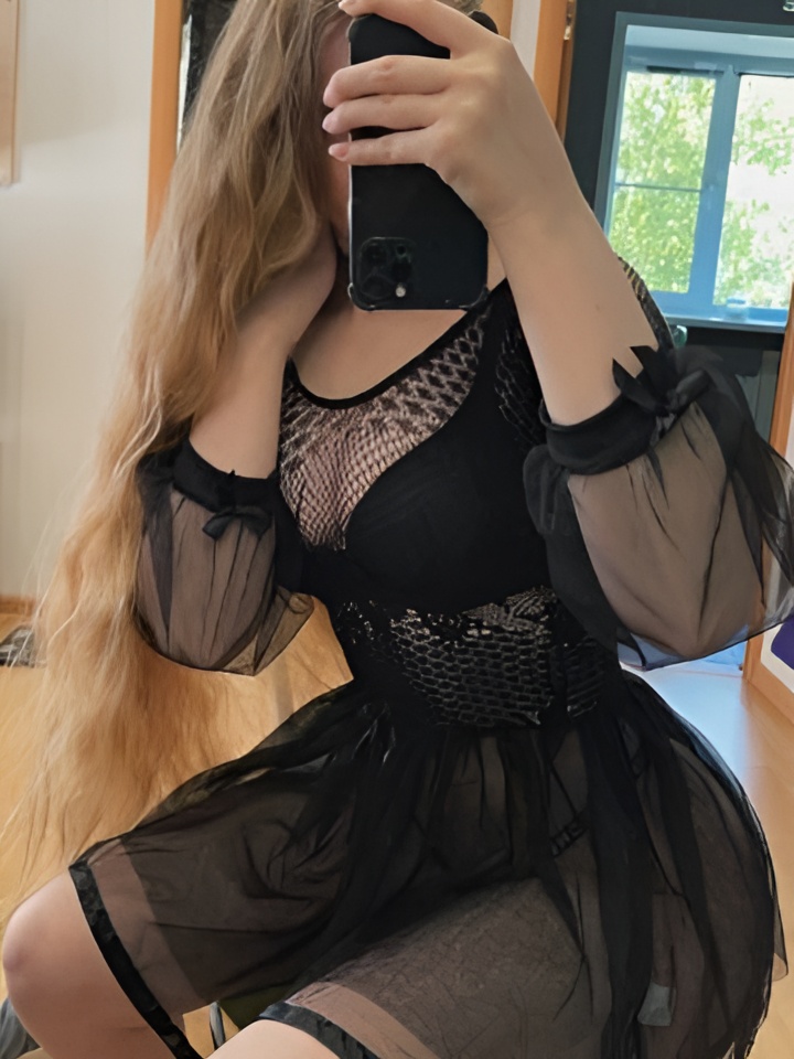 Забава привлекательная девушка из Сургута цена от 1500 руб