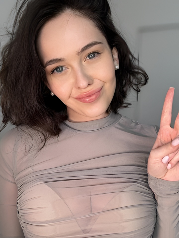 Индивидуалка Рената, доступна для личного знакомства от 2500 руб